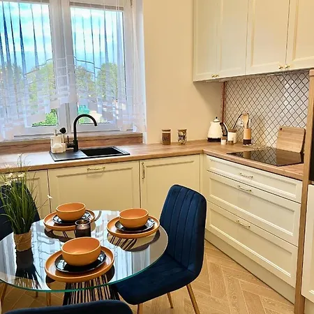 B&w Luxurious In The Heart Of Lägenhet